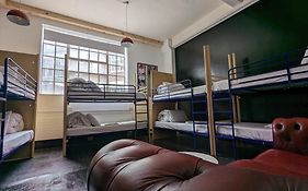 Rock n Bowl Hostel Bristol