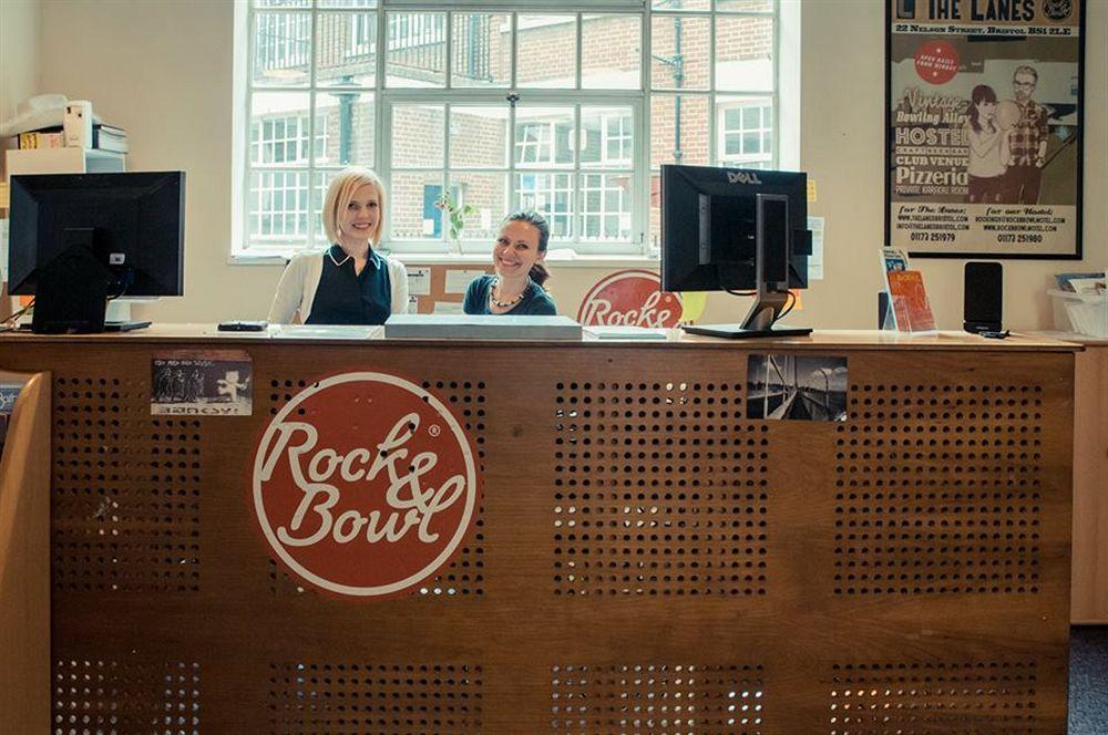 Rock N Bowl Hostel Bristol Exterior photo