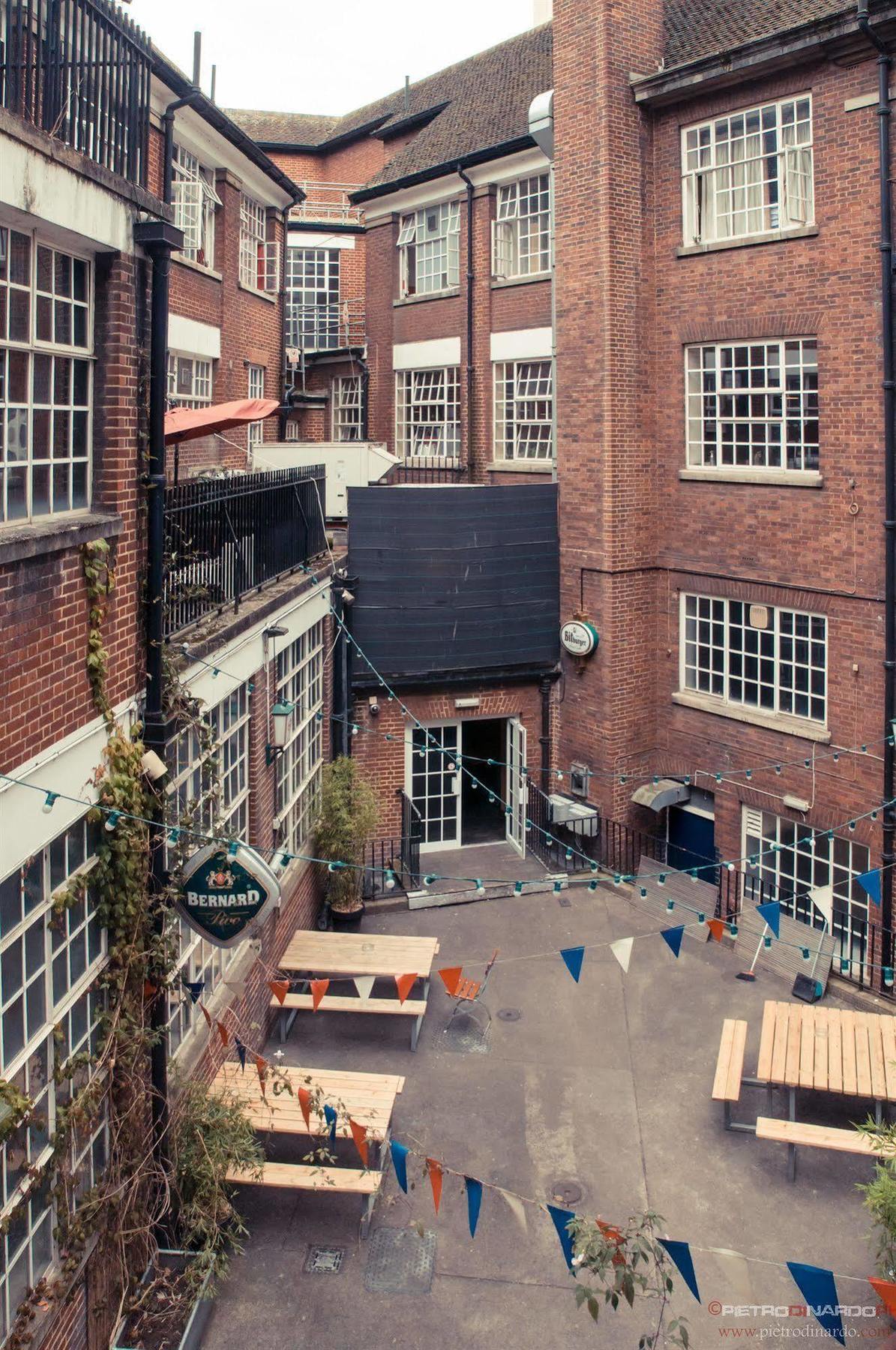 Rock N Bowl Hostel Bristol Exterior photo
